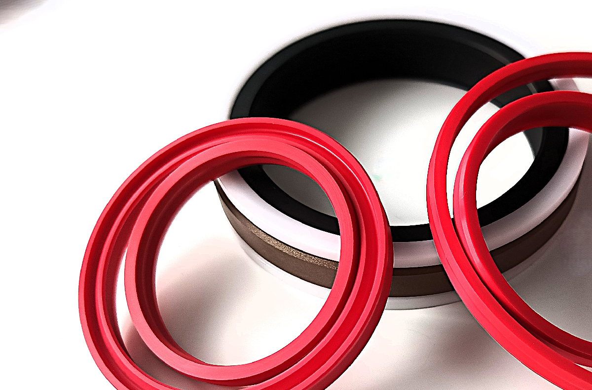 uszczelnienia-tlokowe Jaką rolę w przemyśle ciężkim pełnią uszczelnienia?