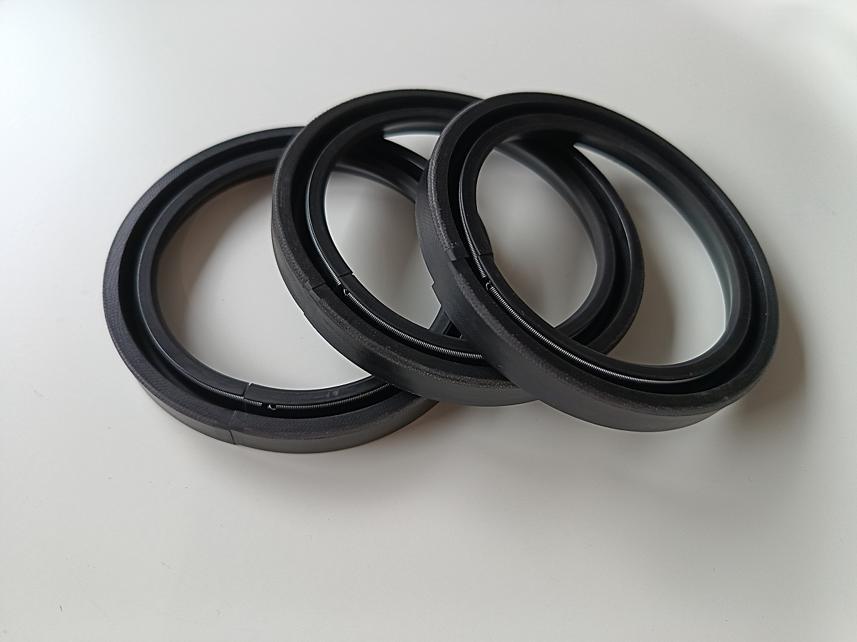 uszczelnienie wału obrotowego